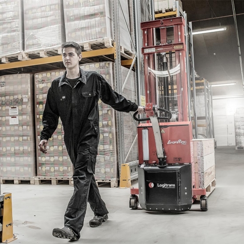 全電動堆高機(SELF MAXI)(2)